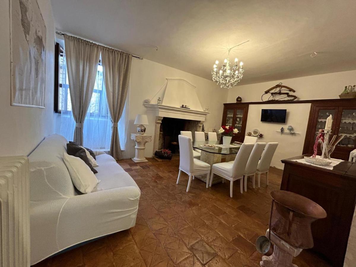 Villa A Un Passo Dal Castello Pacentro Esterno foto